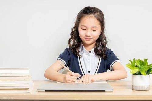 孩子写字写得好就是慢怎么训练,让孩子写字写工整的小技巧