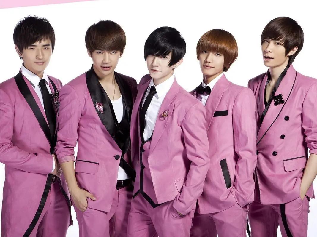 艺人经纪第一股乐华娱乐上市,乐华娱乐上市股份