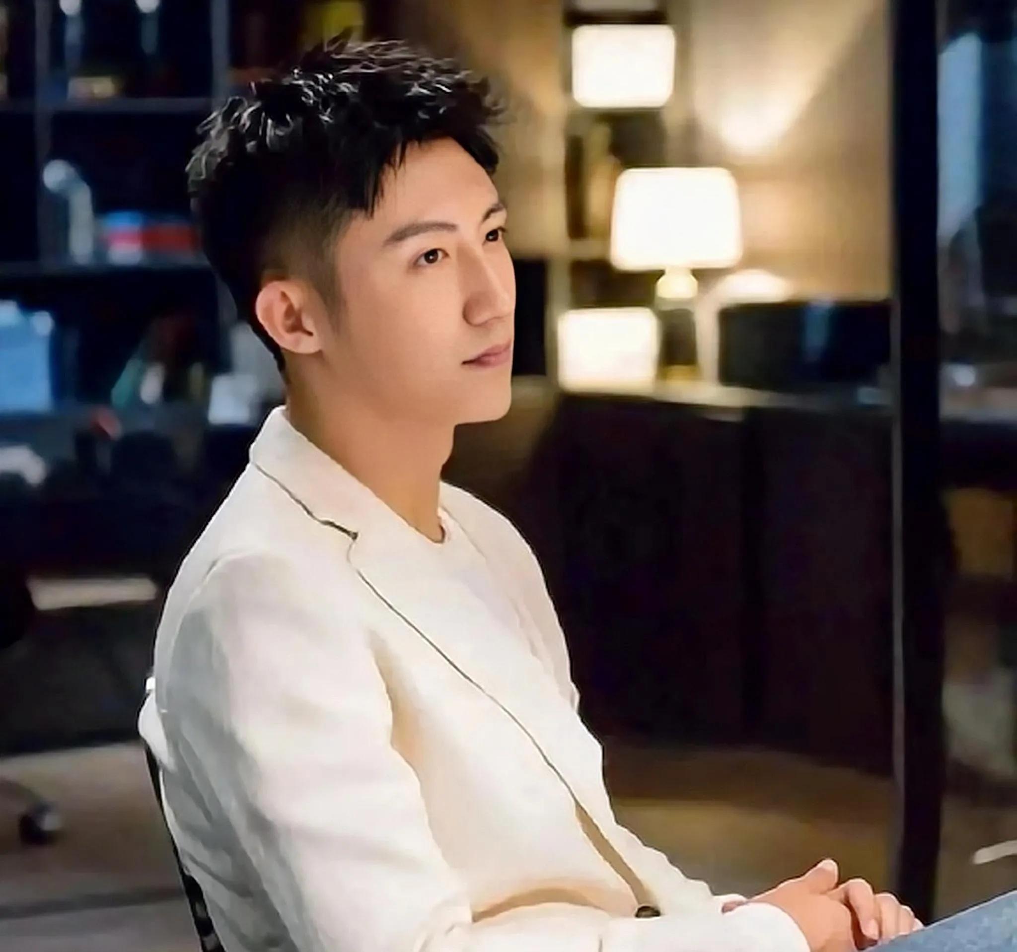 孙俪迪丽热巴,孙俪微博提到迪丽热巴