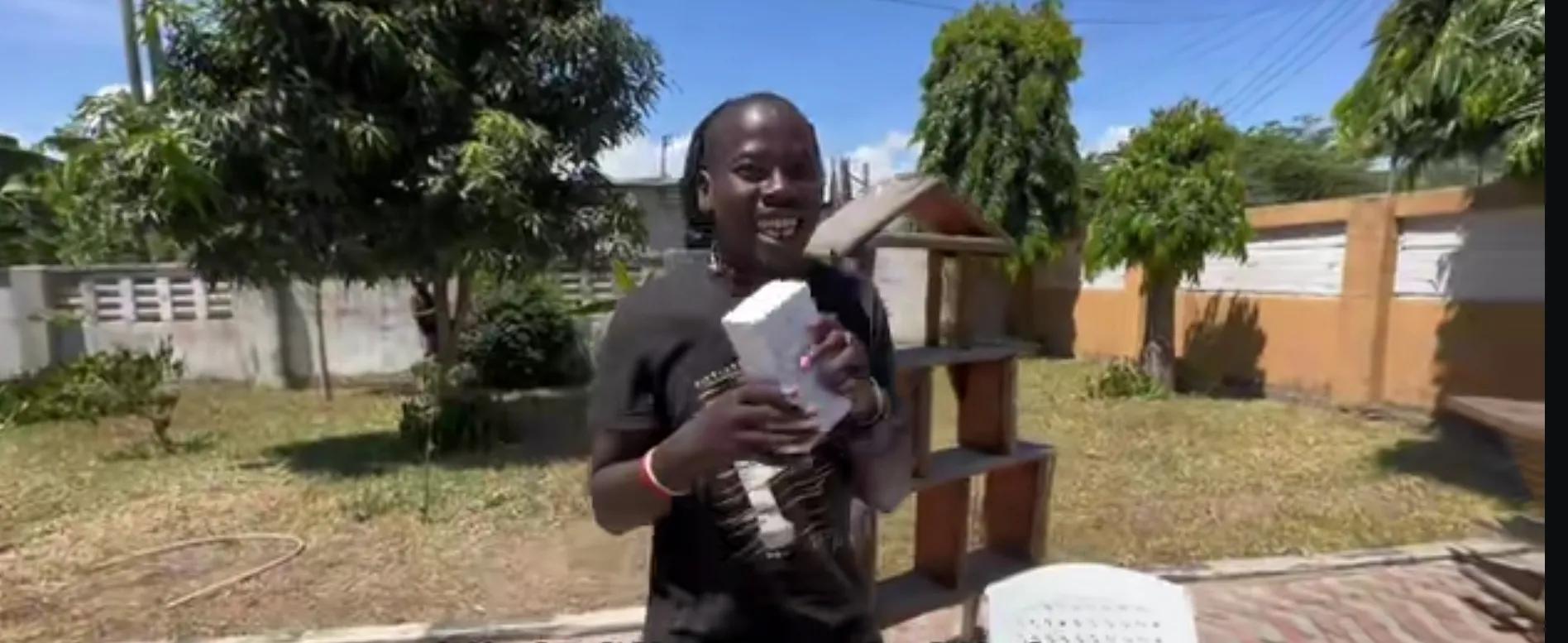 非洲小五“以诚相待”换得“忠诚回报”，马赛保镖关键时刻显身手