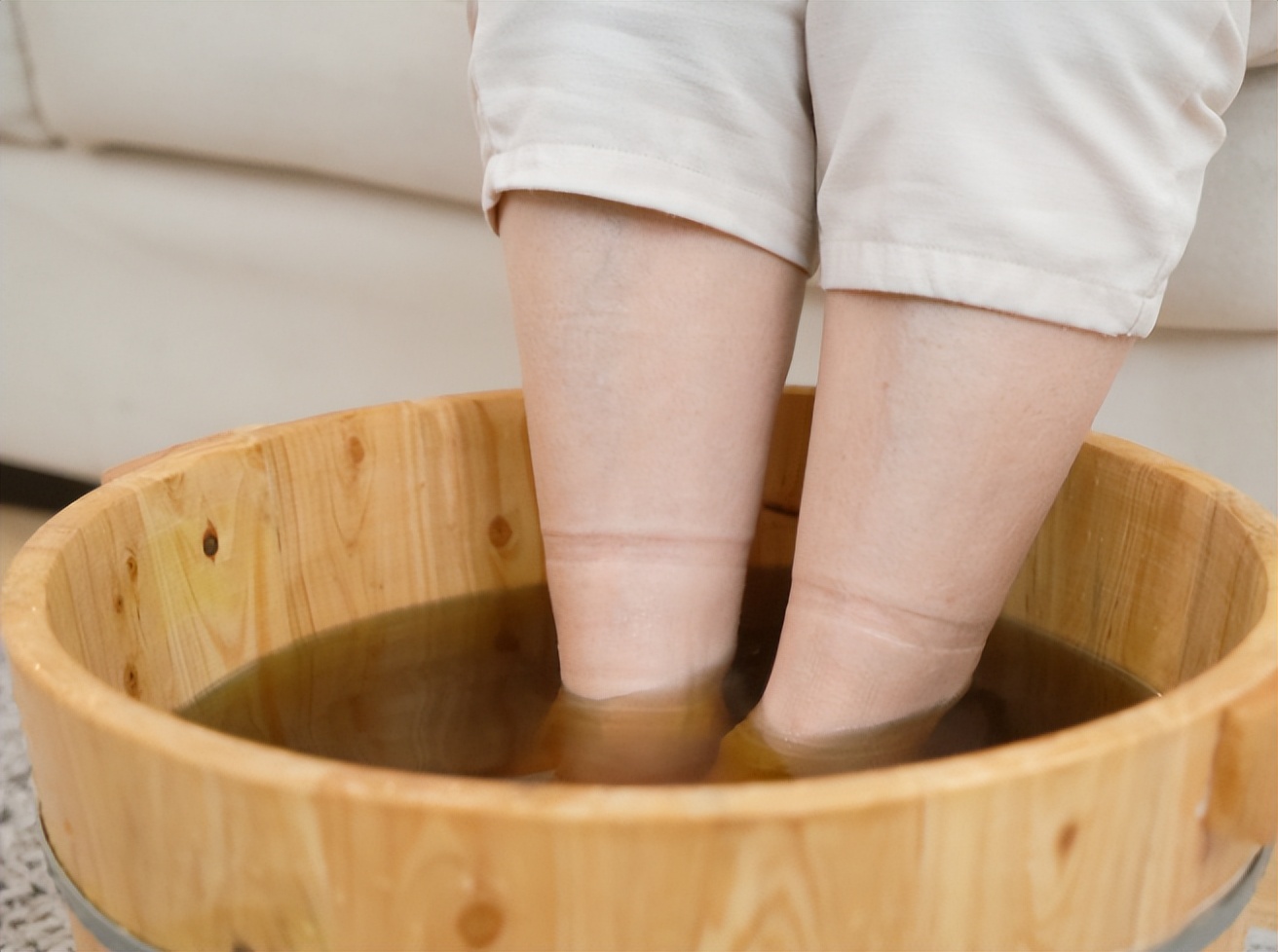 睡得越死睡眠质量越好吗,睡得越早睡眠时间短