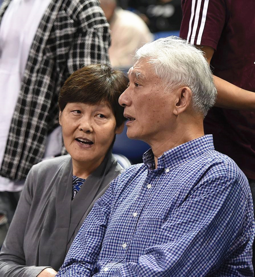 姚明他爷爷身高是多少,姚明11岁长多高