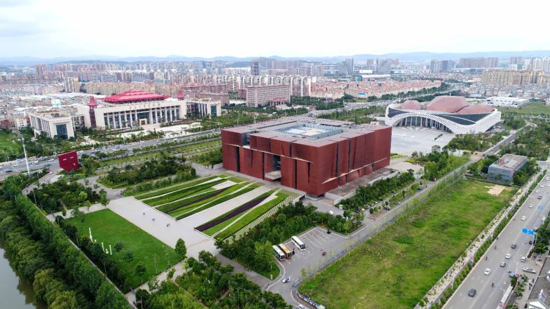 夏天旅游避暑胜地昆明,昆明中国十大避暑旅游城市第一名