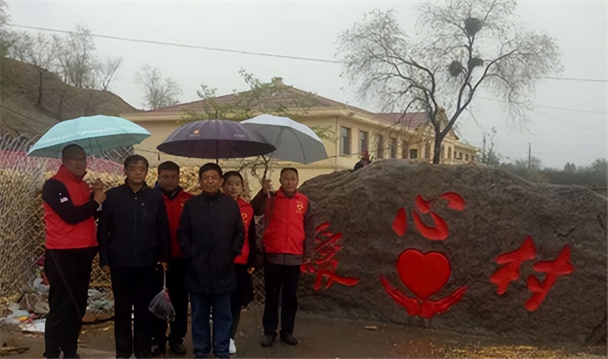 收养118个爱心妈妈为什么判刑,收养118个弃婴的妈妈被判刑