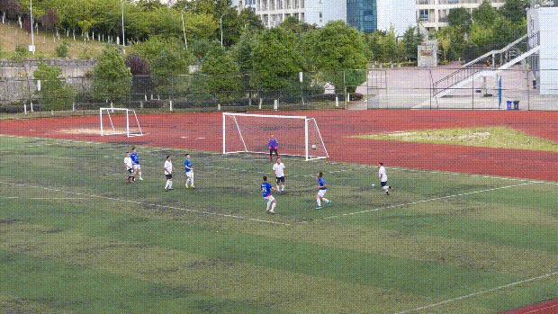 一扇门阻挡了去路,一扇门阻挡了一个梦想的诞生