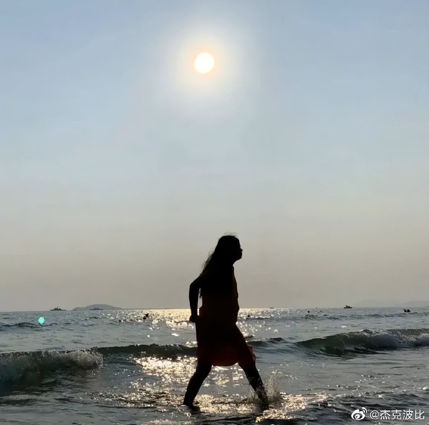 没十年工龄背不出这通勤包|冷段子2520去年今日2162