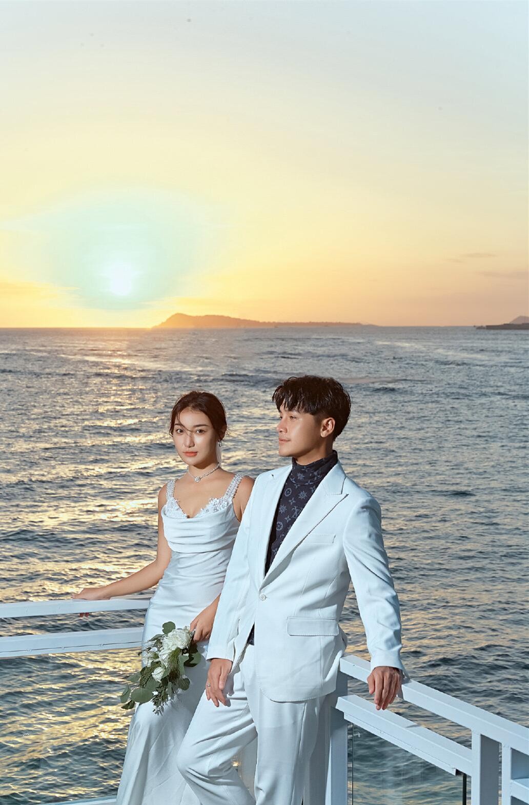 三亚婚纱摄影推荐哪家最好,三亚海边婚纱照拍摄过程