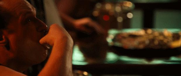 *欲肉**满满，一个脱衣舞中的“美国梦”，美版《狂飙》太狂了！