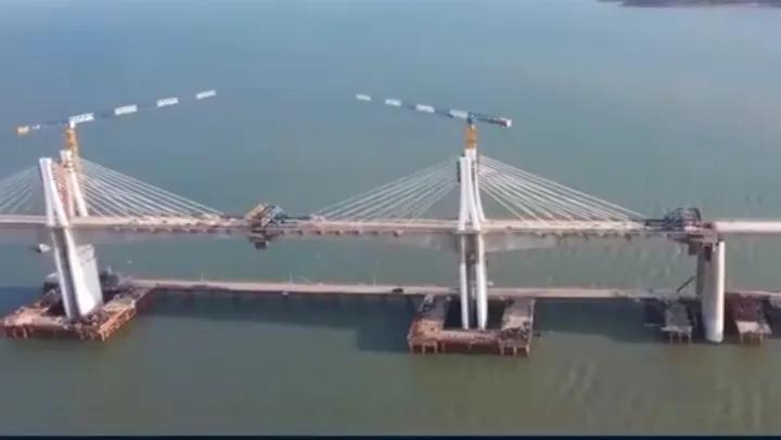 我国首开时速350公里动车组,高速动车组最高时速350公里