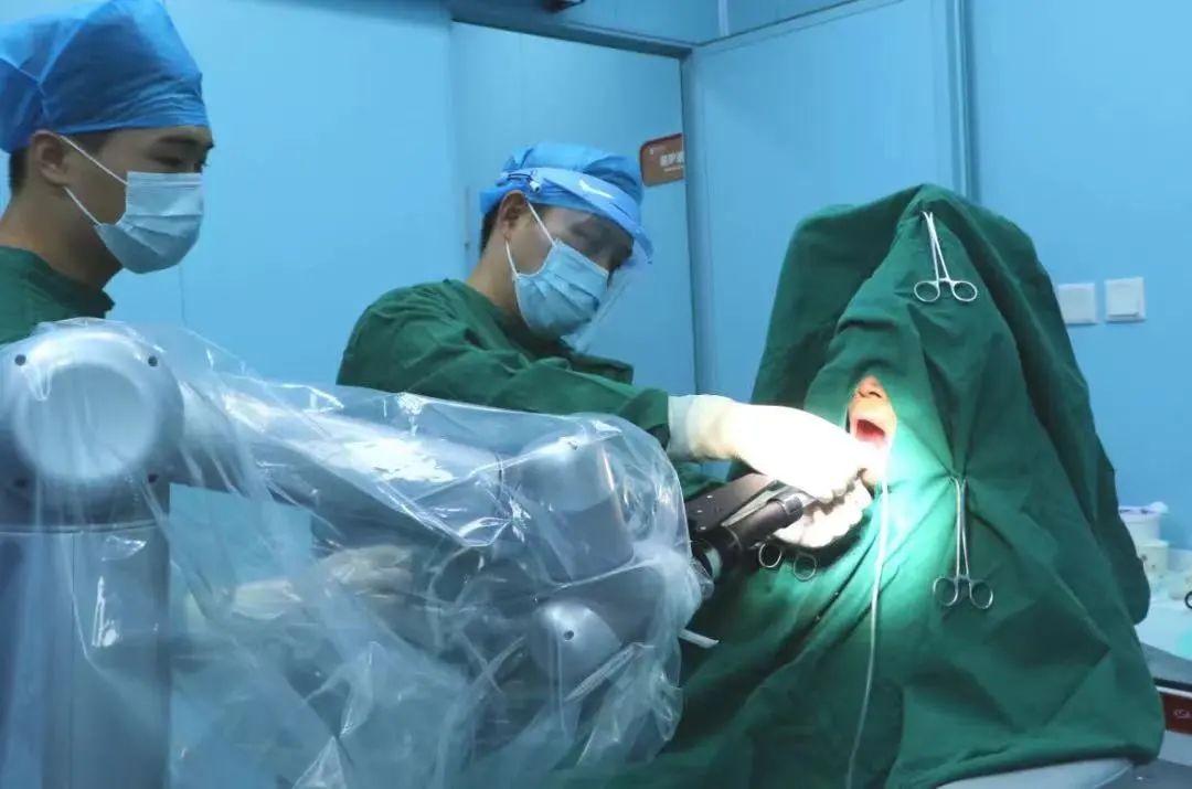 乳牙松动无痛拔牙需要多少钱,牙根松动怎么无痛拔牙