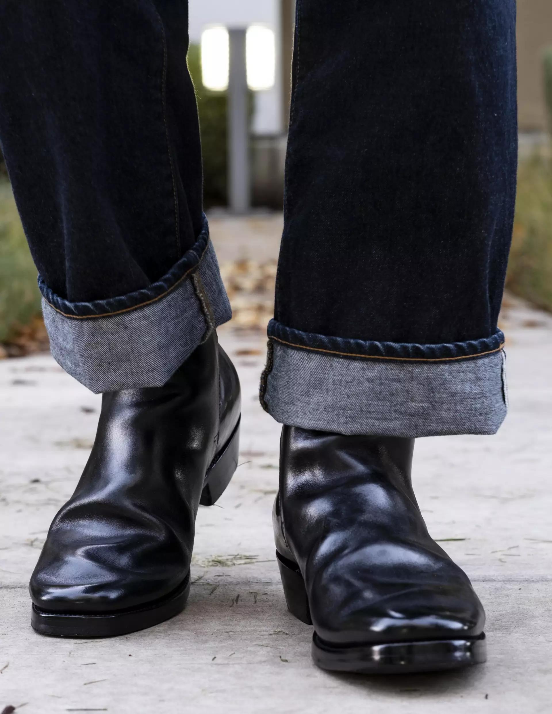 ins博主DenimDentist单宁牙医Jeff的XBXS马靴开箱评测