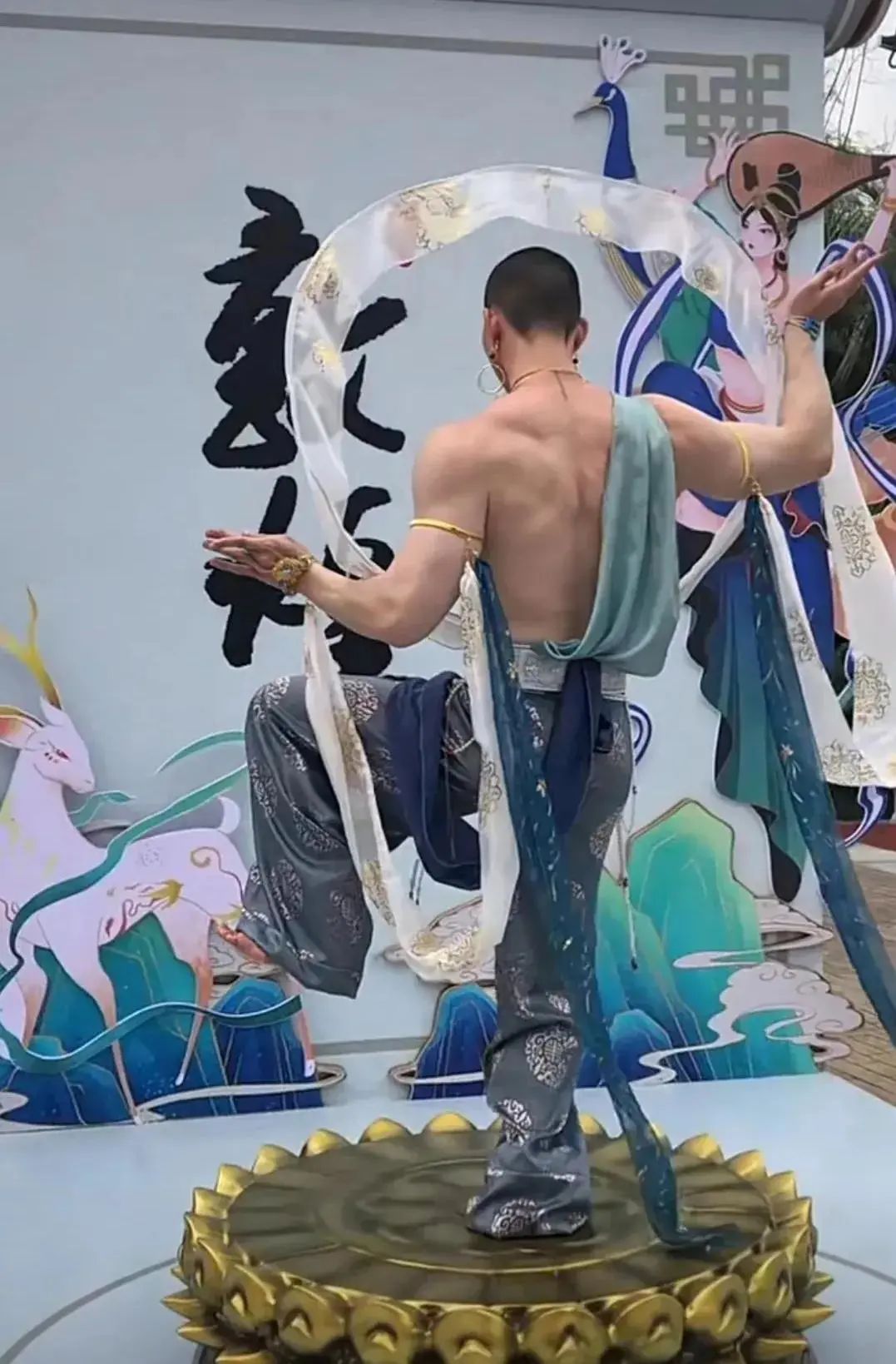 成都欢乐谷玩的什么,成都欢乐谷最好玩的一天