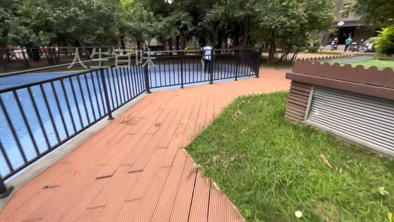 买了一栋楼后悔了,买了一套底层的房子后悔吗