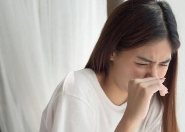 女性有异味是怎么导致的,女性为什么有异味还痒