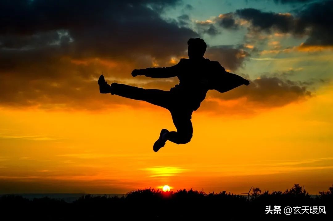 传统武术气功的练法,内练一口气外练筋骨武术歌