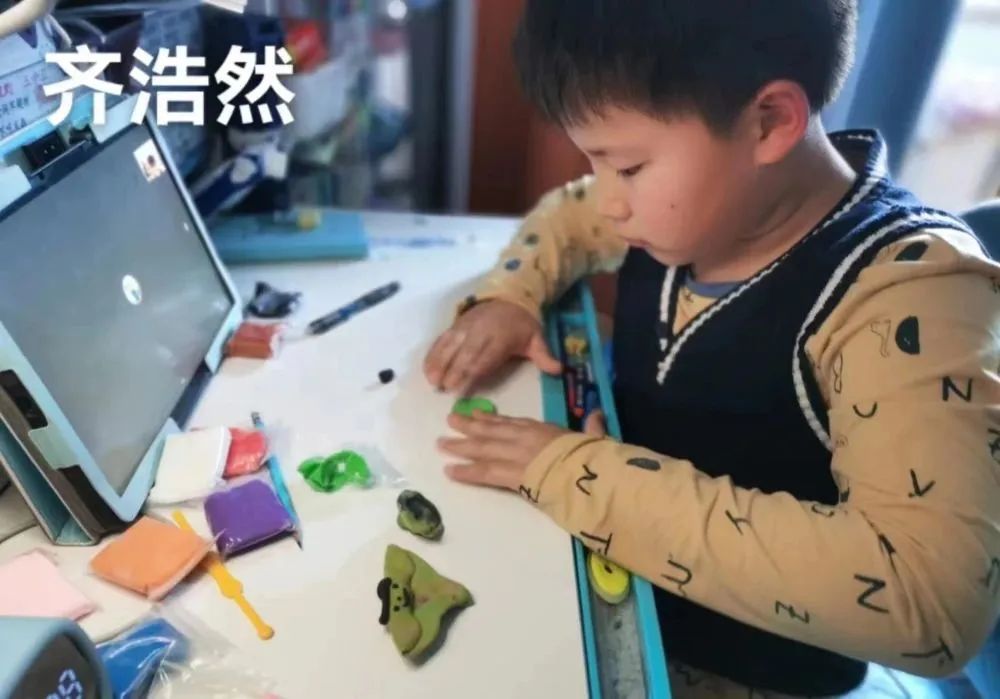 睦邻创意齐动手饺子遇上世界杯——乐真校区手工劳动课太受欢迎