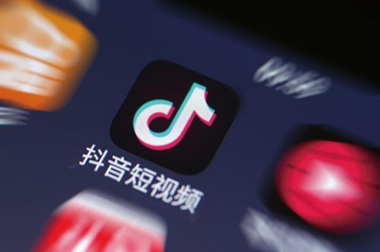 抖音做什么内容最容易涨粉变现,抖音运营技巧如何涨粉10000