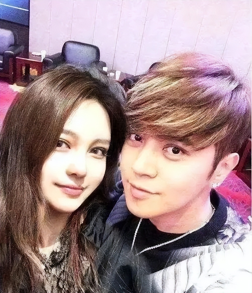 5000万婚礼细节曝光！他“嫁入”豪门，还是赌王家族赚了？