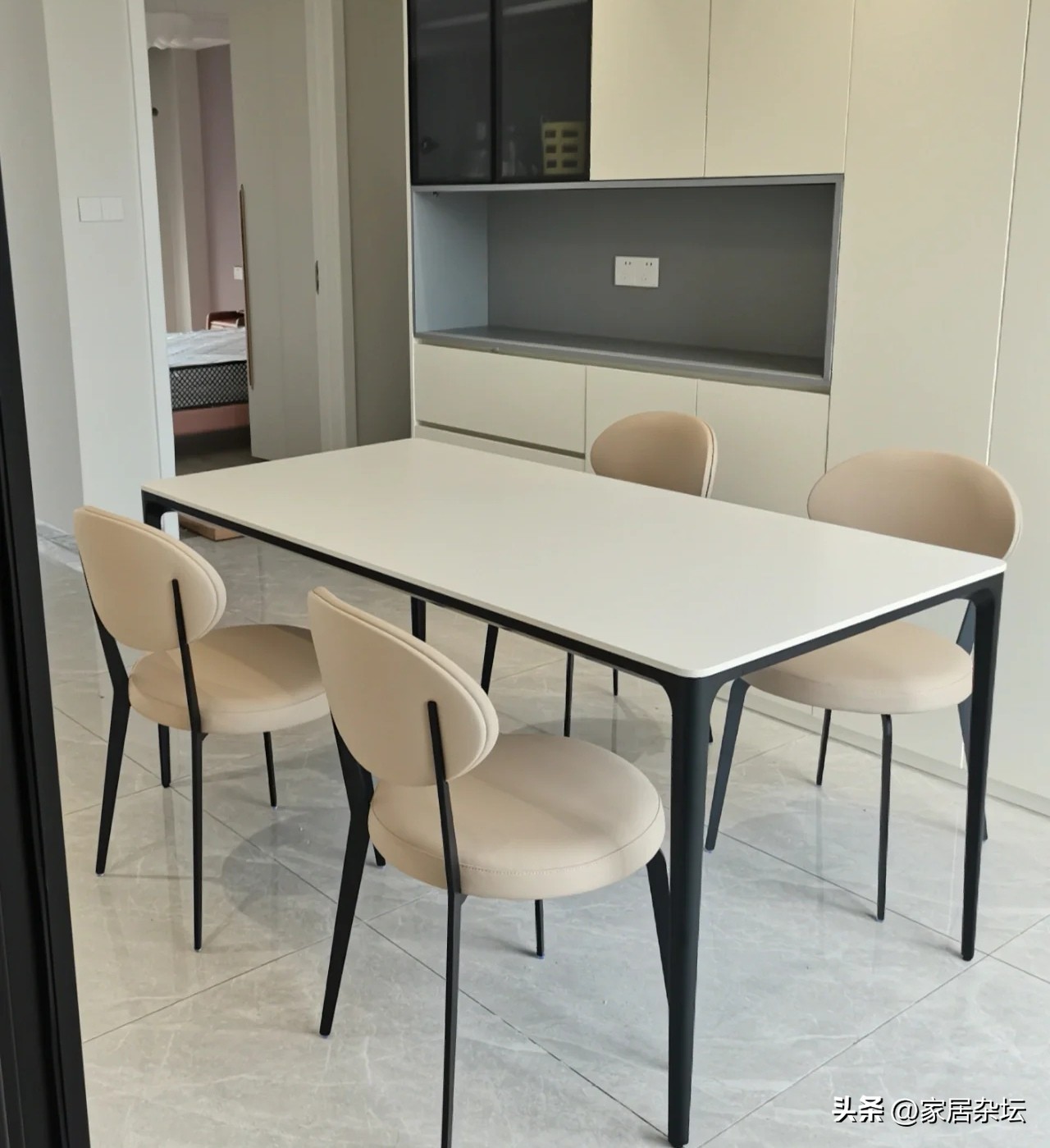 你知道怎么区分岩板餐桌的好坏吗,岩板餐桌会看起来很廉价吗