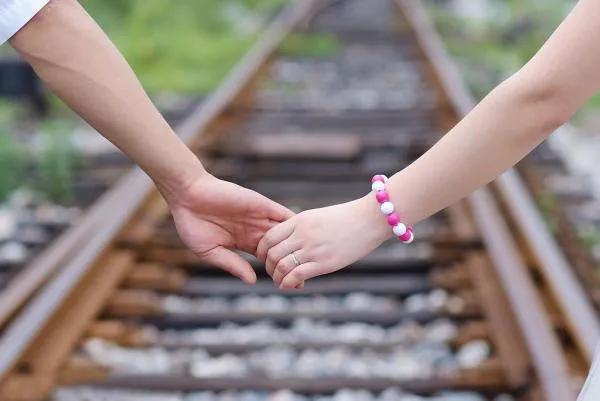 执子之手与子偕老且行且珍惜美图,美图分享执子之手与子偕老