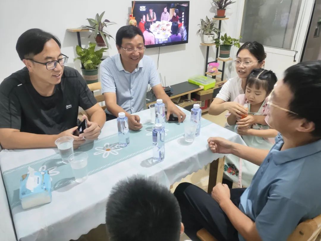 千名教师进万家家访活动总结,天坛路小学百名教师家访活动纪实