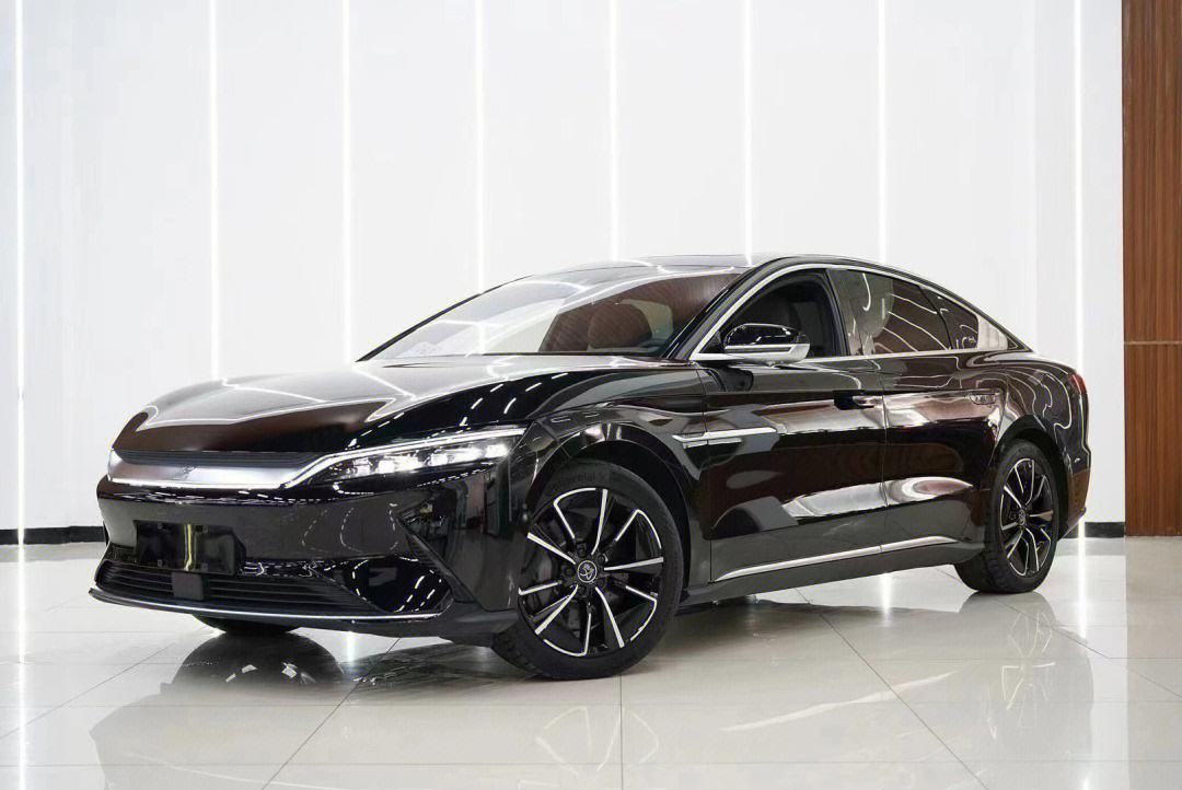 20到30万特斯拉哪款车最值得买,不考虑价格特斯拉哪款车最值得买