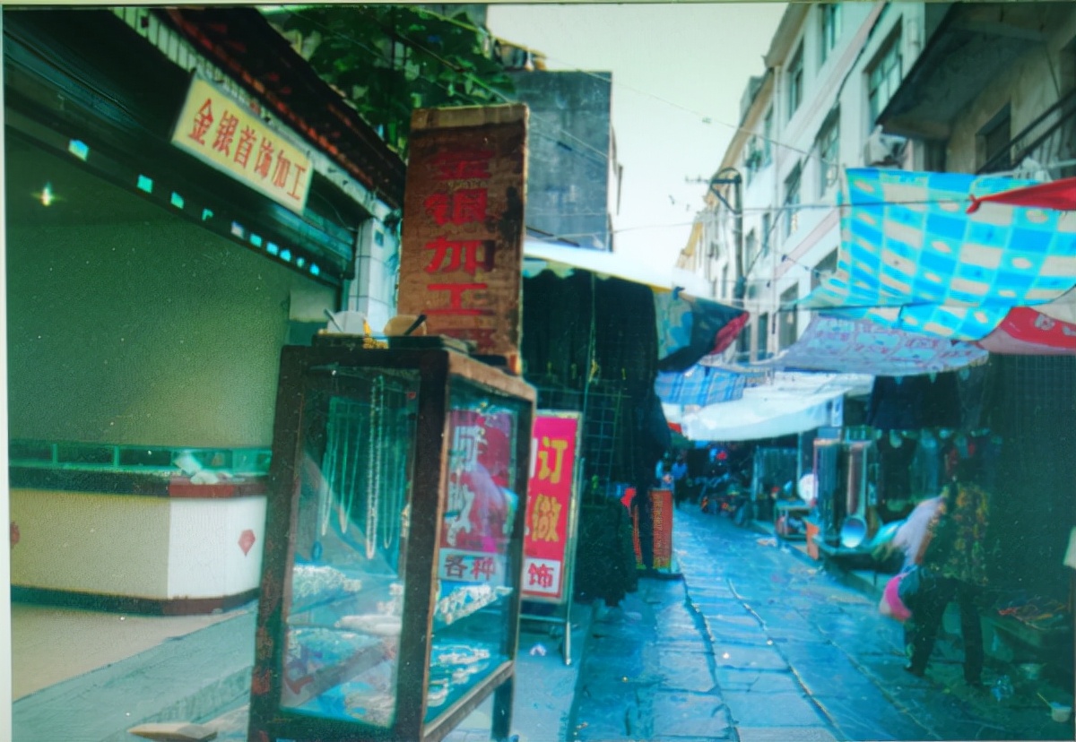 荆门民主街历史文化街,荆门最值得去的一条街