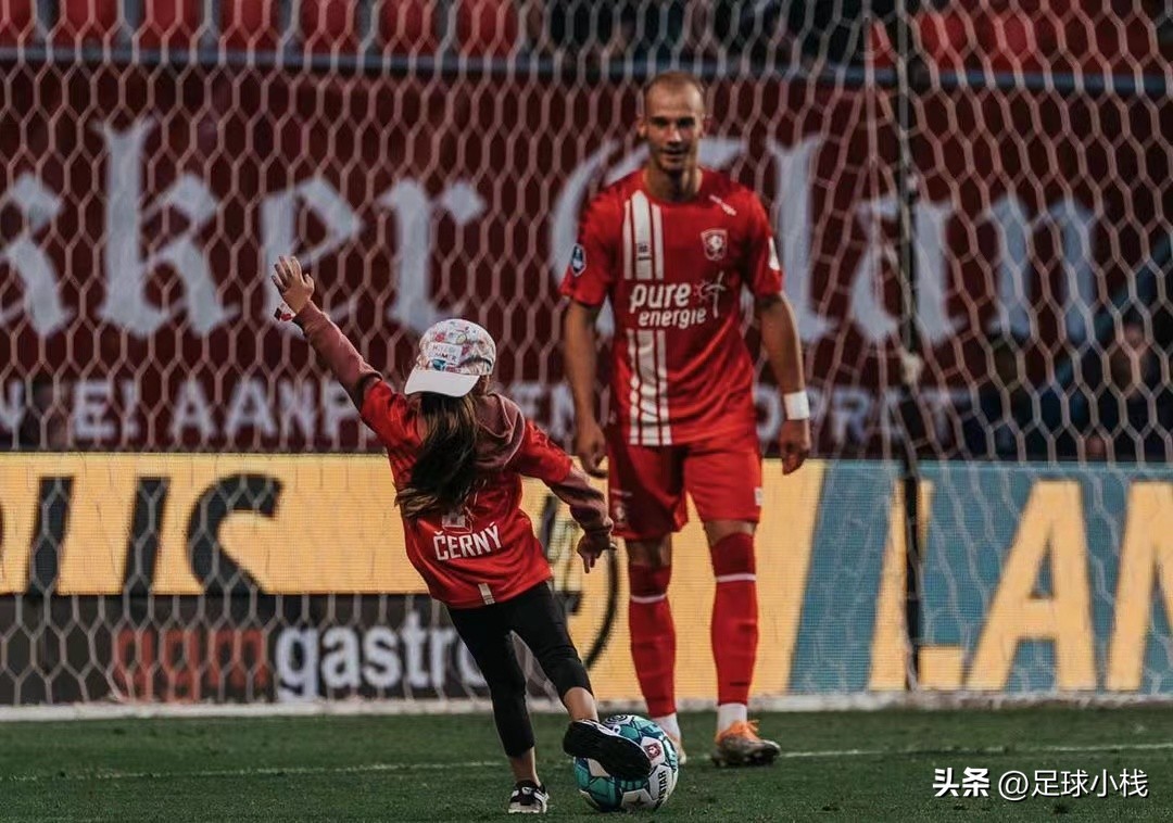 特温特vs鹿斯巴达赛前情报,特温特vs赫拉克勒斯足球实力对比