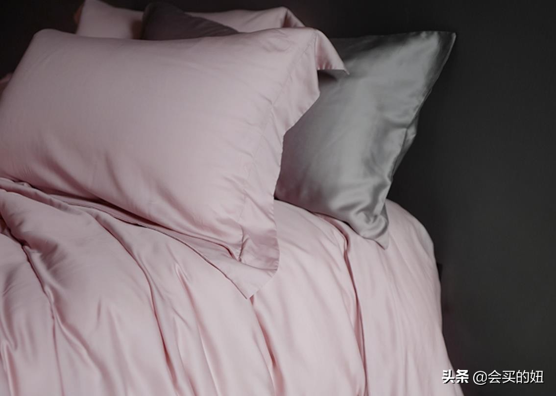 夏季必备床品选购全攻略,想要冬季床品好看又好睡该怎么选