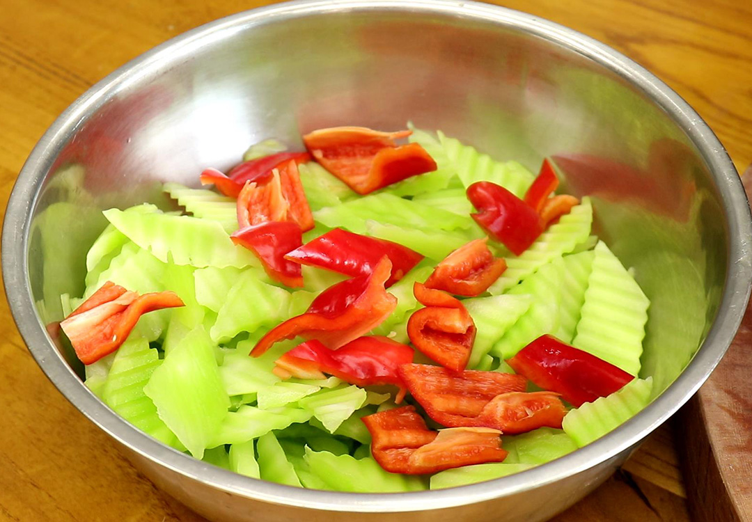 叶酸强筋骨,50岁食补叶酸最佳方法