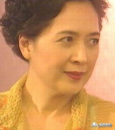 李嘉欣是否两次急救,李嘉欣突然住院急救