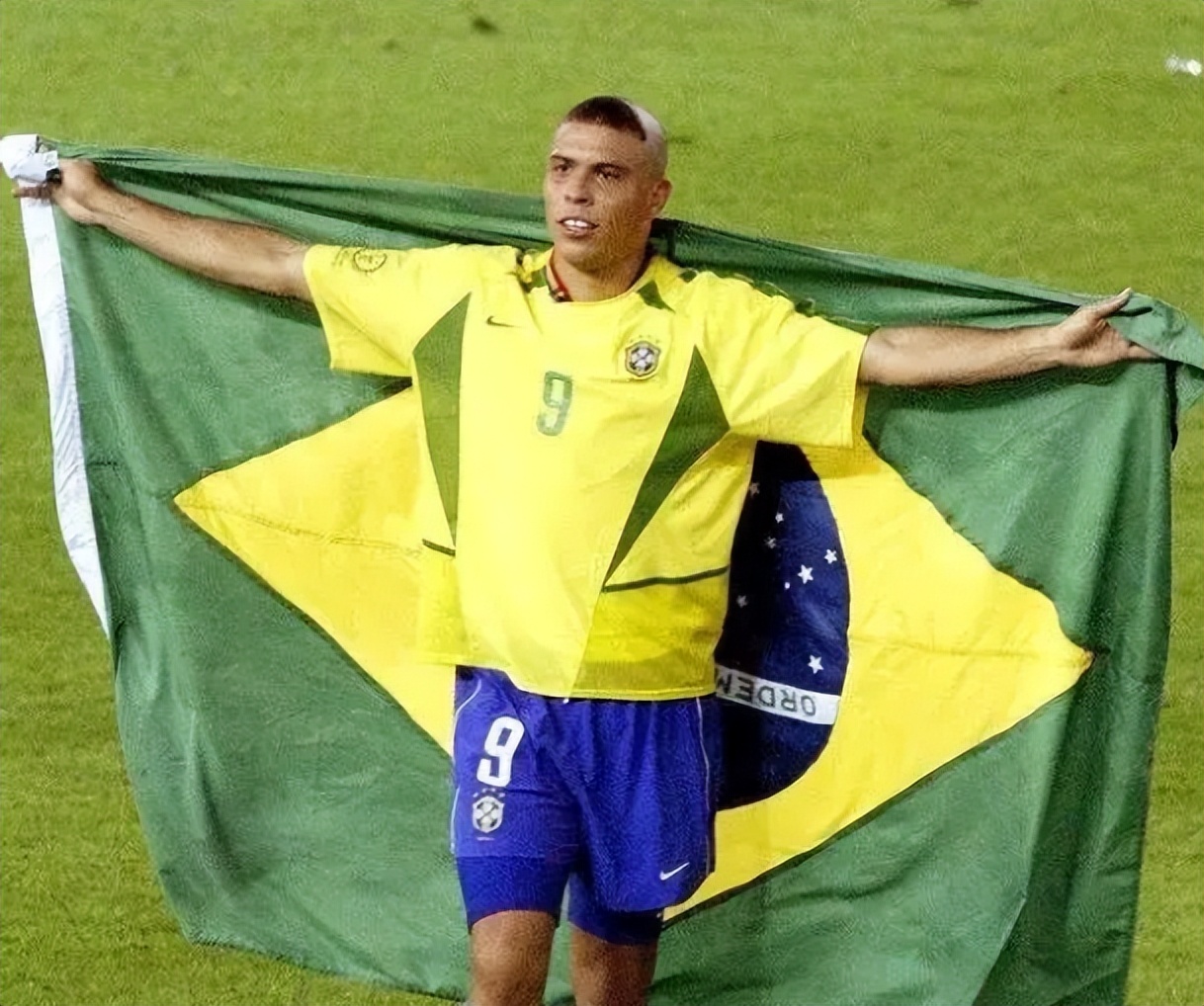 外星人罗纳尔多过人多潇洒,外星人罗纳尔多有多强