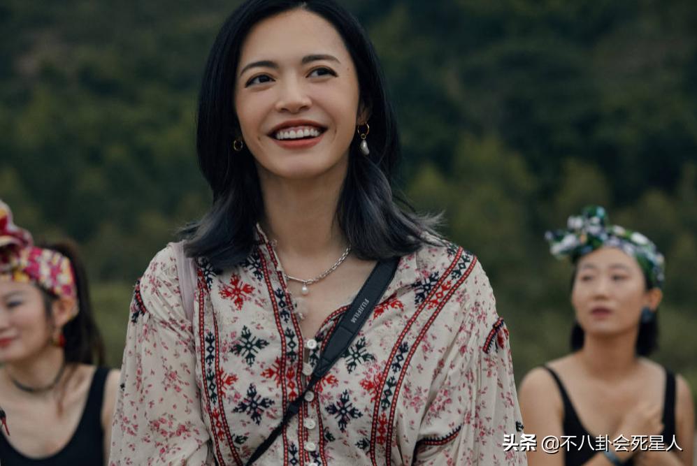 第一眼“丑”，第二眼好看，这7位女星颜值是个谜