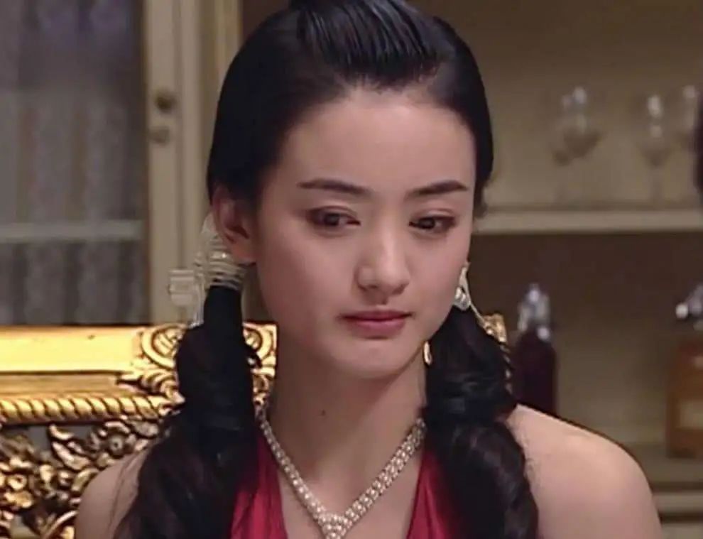 悬崖和潜伏谁拍得早,潜伏和悬崖哪部更经典