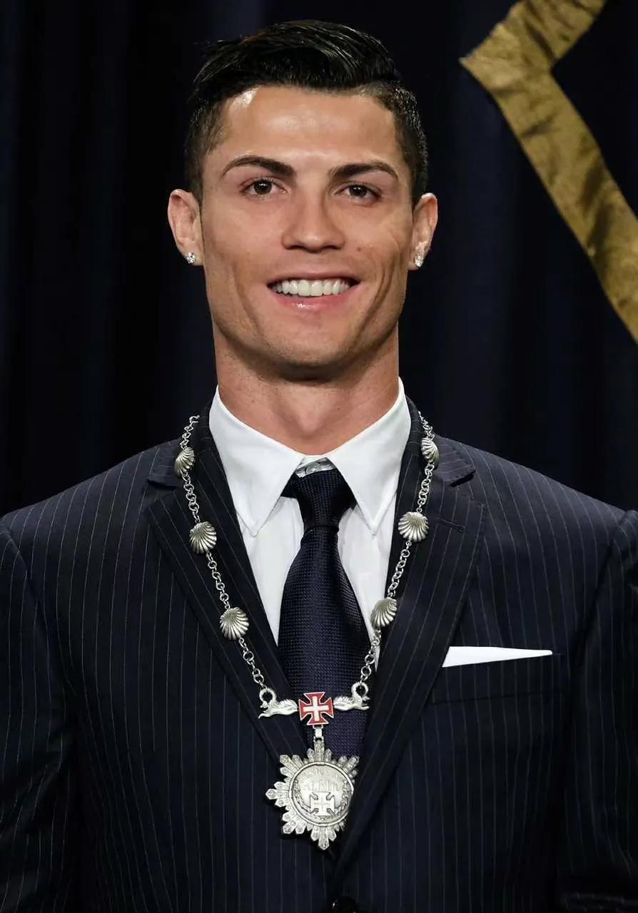 同情弱者你就弱帮助强者你就强,同情弱者嫉妒强者好吗