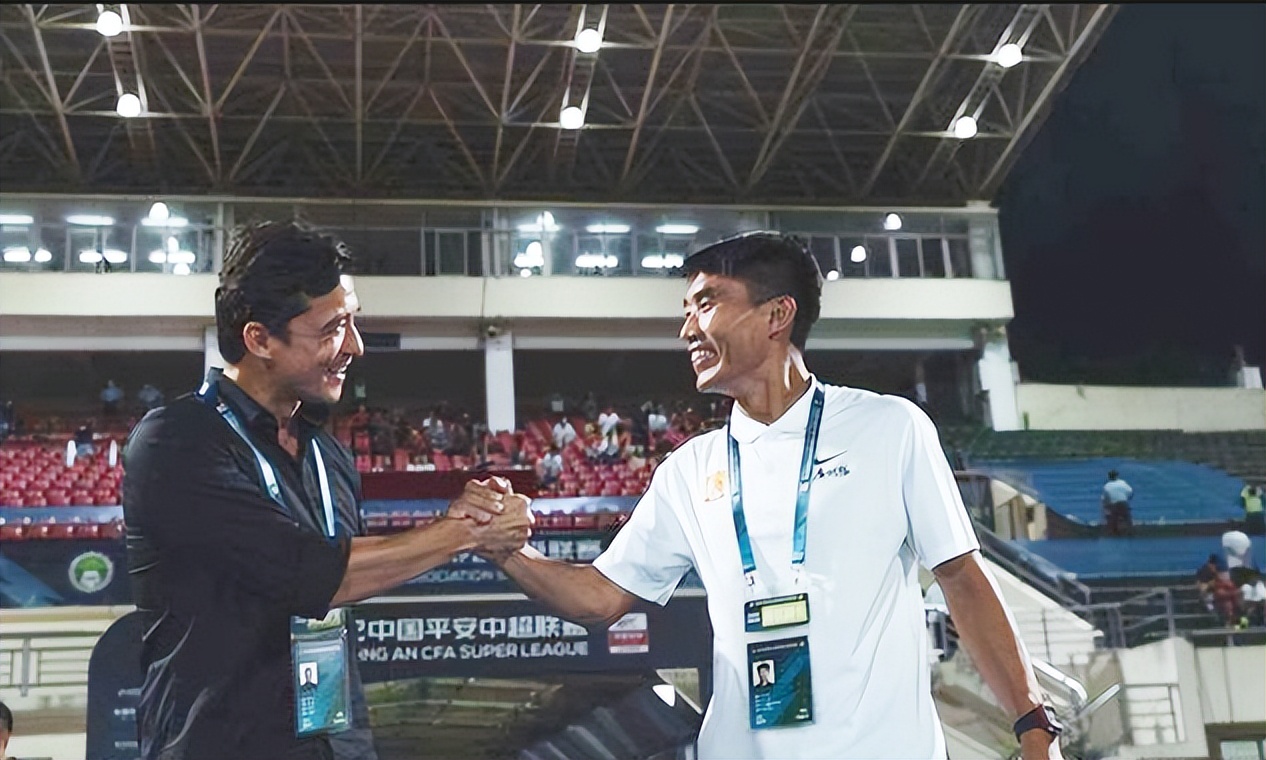 郑智查尔顿效力多长时间,郑智从查尔顿回国后到哪支球队