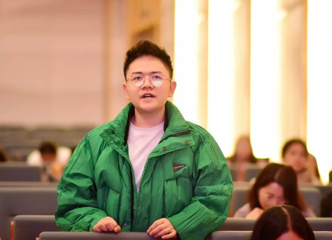 连打胜仗，学生3000+。努力的老师，是成都绵实外走进家长的秘诀