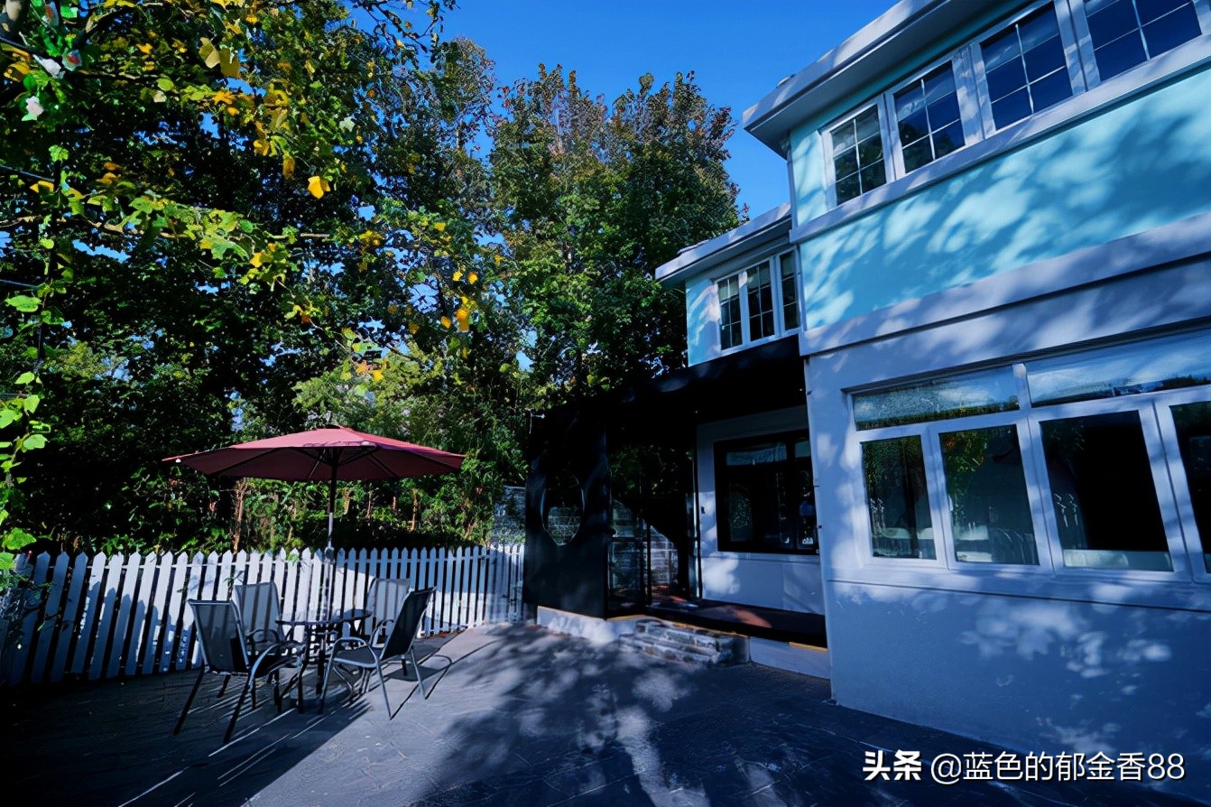 周末白相里的一张床、一群朋友、暴走于迪士尼乐园