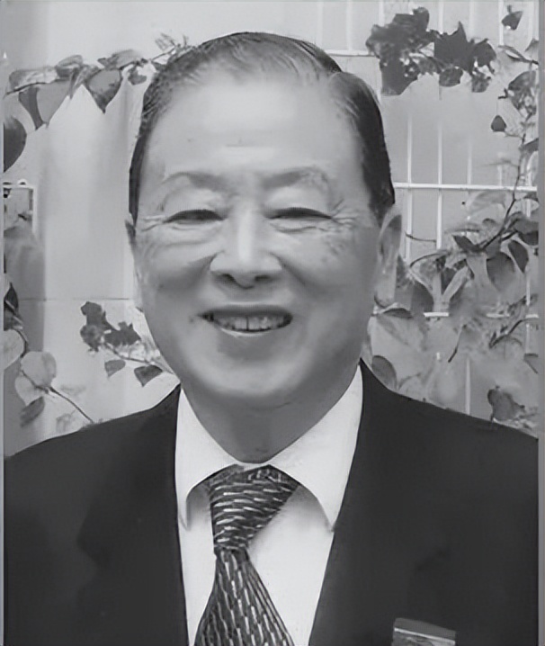 「深切缅怀」胡法光学长：“爱国荣校”的实业家