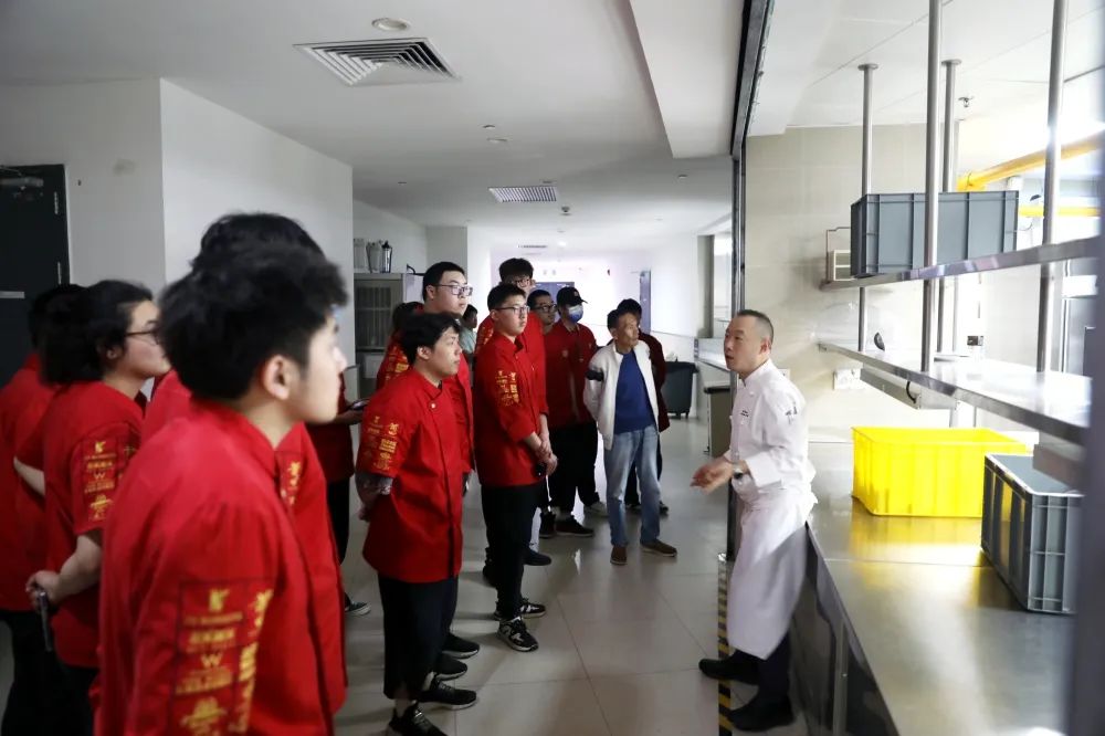 上海佘山世茂深坑洲际酒店的机遇,佘山洲际世茂深坑酒店附近景点