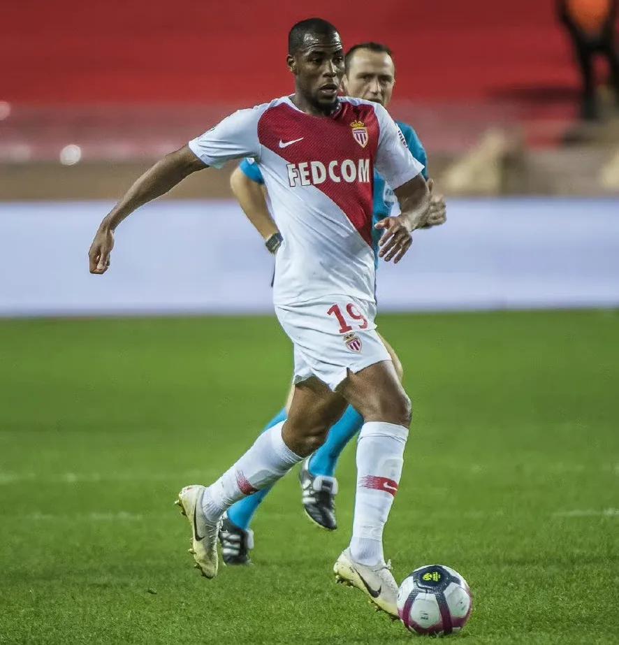 摩纳哥卖掉姆巴佩赚了多少,摩纳哥卖掉成功的球员