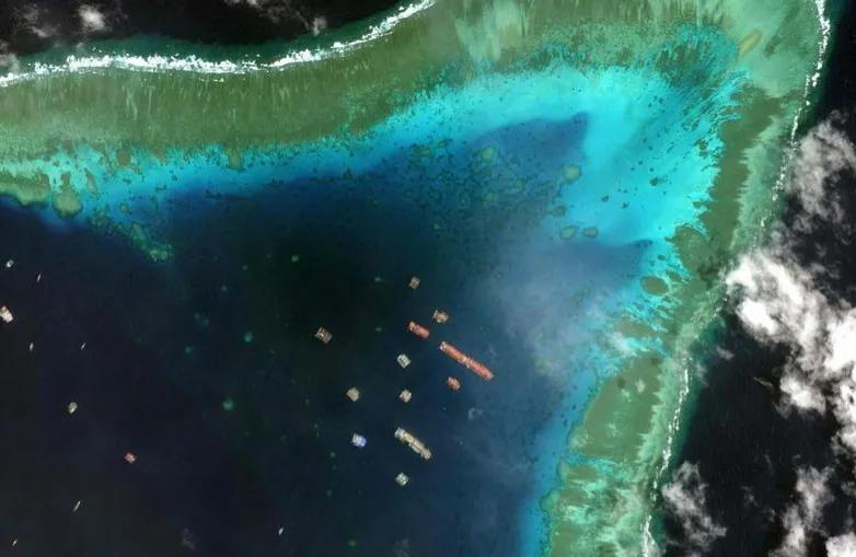 在南海坐滩的菲律宾舰现在咋样了,菲律宾南海最新航母消息