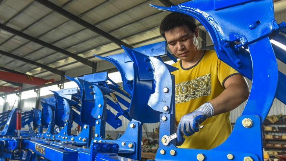 我国农村产业发展的现状及前景,农村产业发展存在的问题和对策