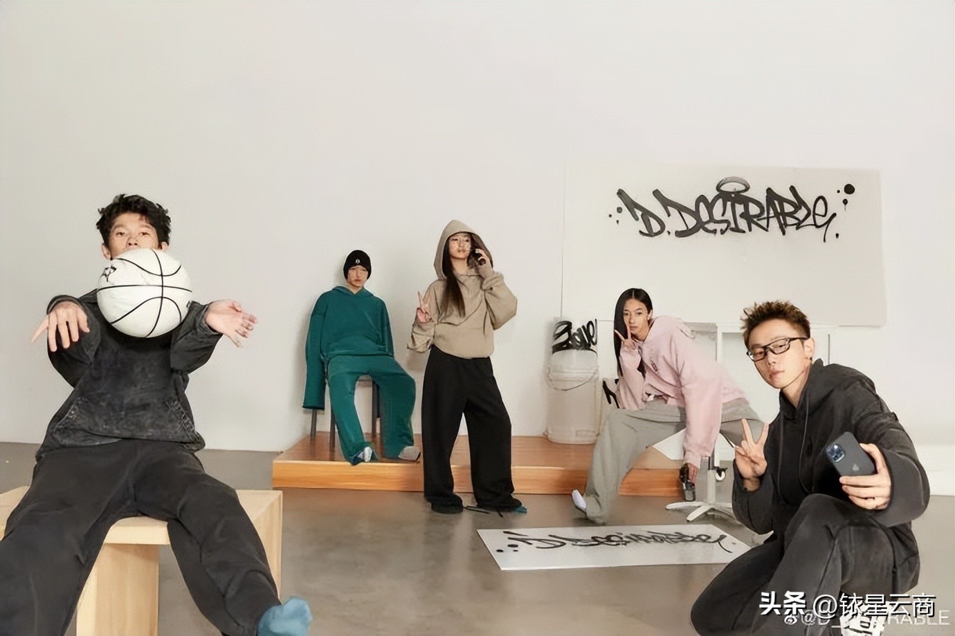 从明星潮牌风波，探究潮牌未来发展新思路