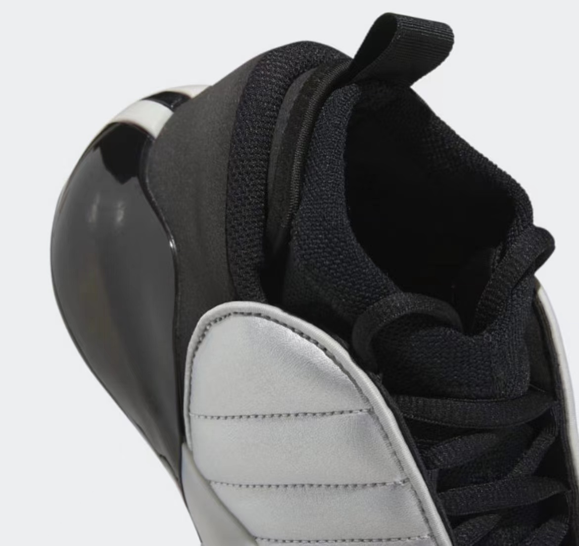 哈登7代粉色战靴,哈登7年度最佳球鞋