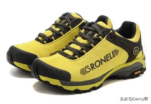 徒步登山鞋的底软点还是硬点好,登山鞋大底去胶