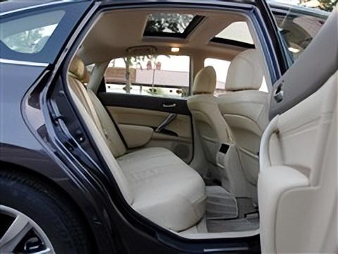 有颗强大心脏评全新日产天籁,日产天籁2021款2.0舒适版测试视频