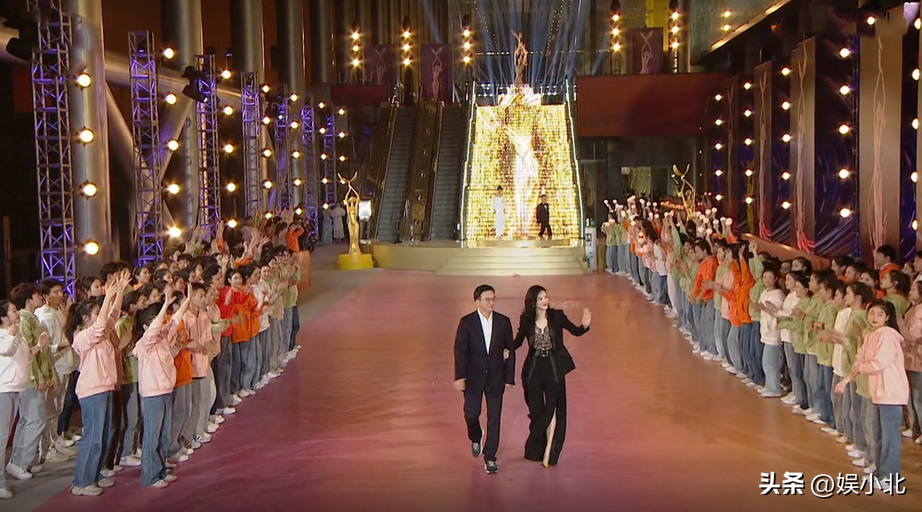 飞天奖与金鹰奖有什么区别,飞天奖在前面还是金鹰奖在前面