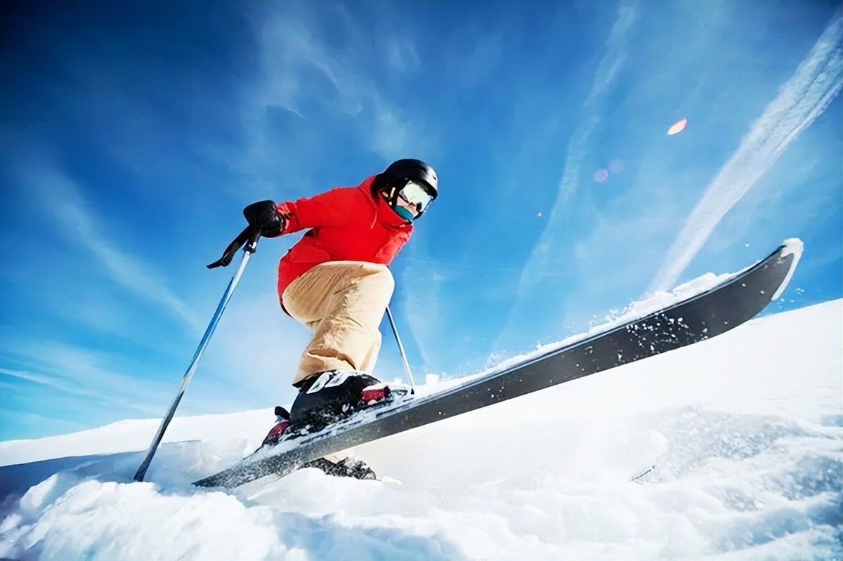 广州恒大门将曾诚年薪多少,广州恒大门将曾诚