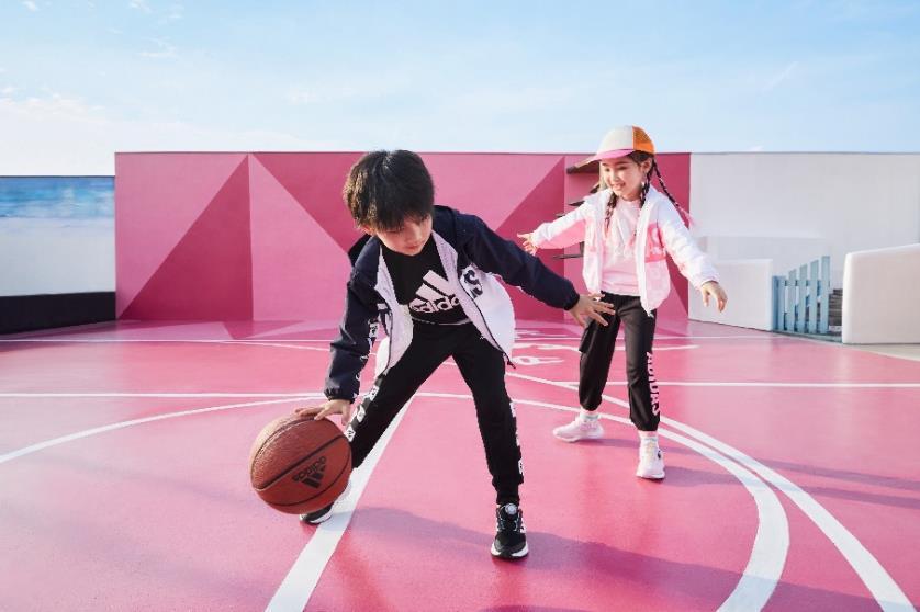 阿迪达斯儿童最新款,阿迪达斯新品男童款